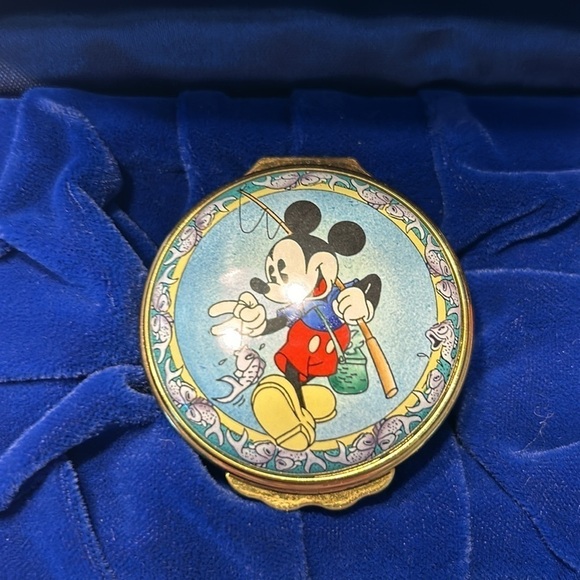 Halcyon Mickey Classic Enamels Bundle - Picture 3 of 15